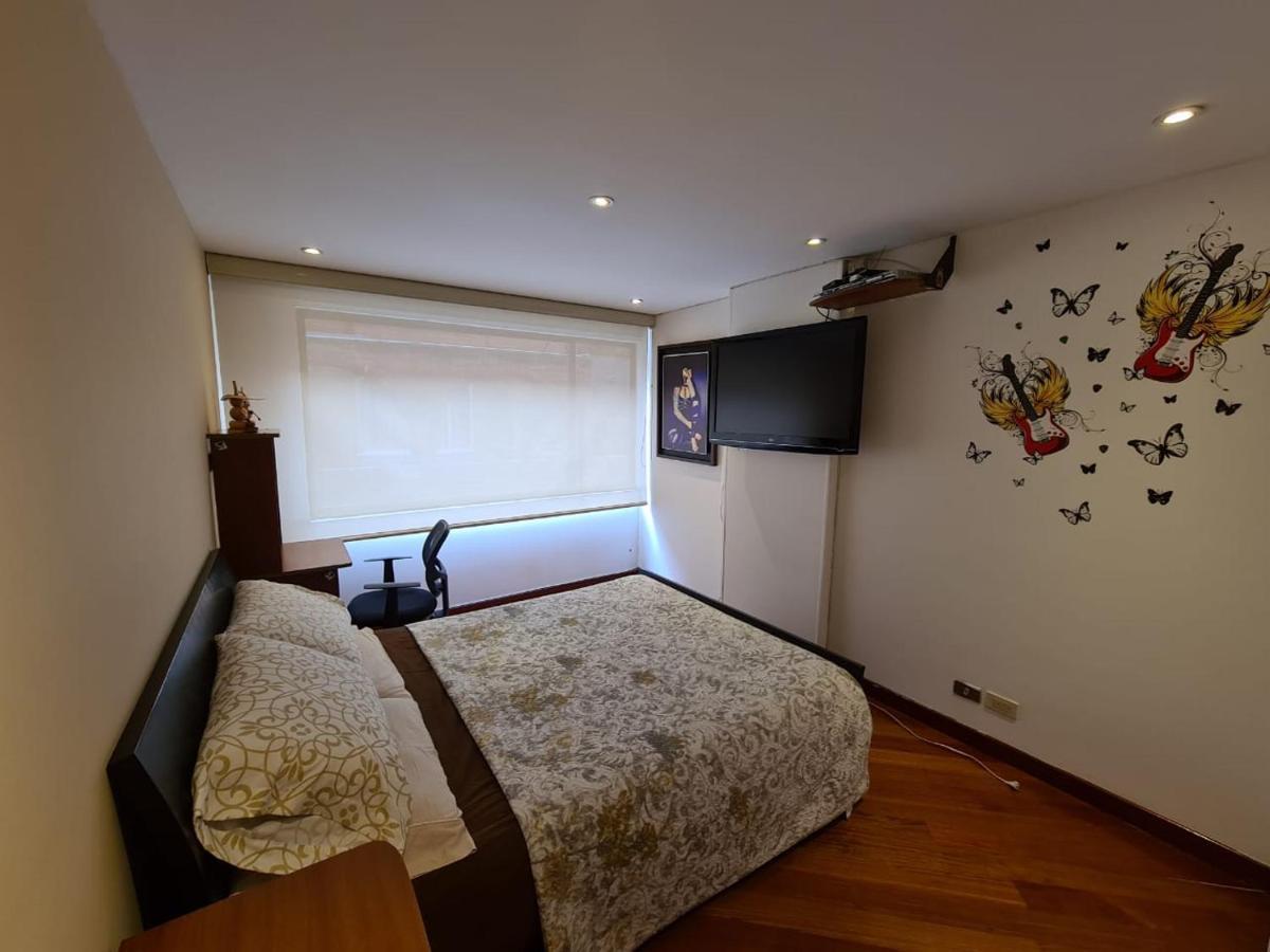 Апартаменты Tu Hogar Cerca A La Zona T Богота Экстерьер фото