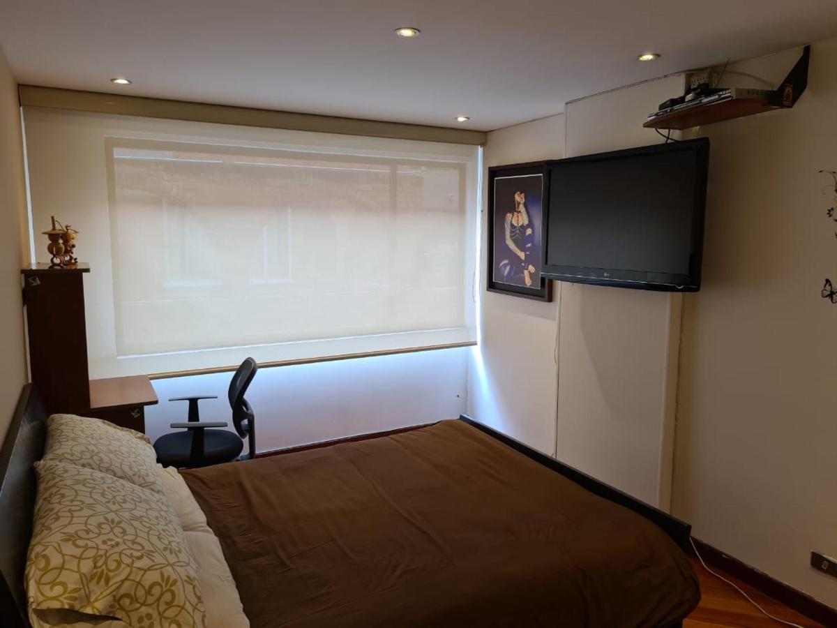 Апартаменты Tu Hogar Cerca A La Zona T Богота Экстерьер фото