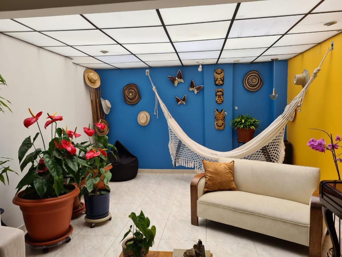 Апартаменты Tu Hogar Cerca A La Zona T Богота Экстерьер фото