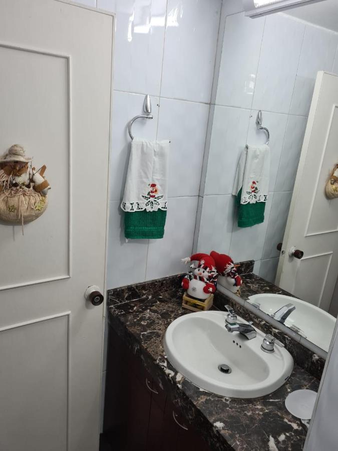 Апартаменты Tu Hogar Cerca A La Zona T Богота Экстерьер фото
